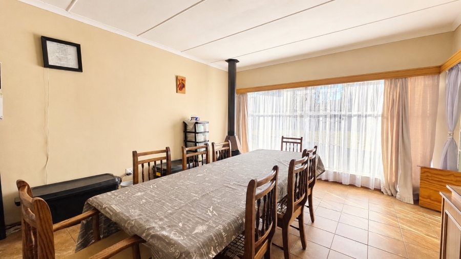 4 Bedroom Property for Sale in Flamwood North West